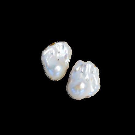 Baroque pearl earrings