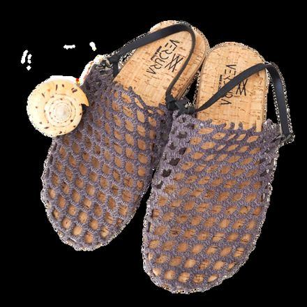 Woven sandals in ink